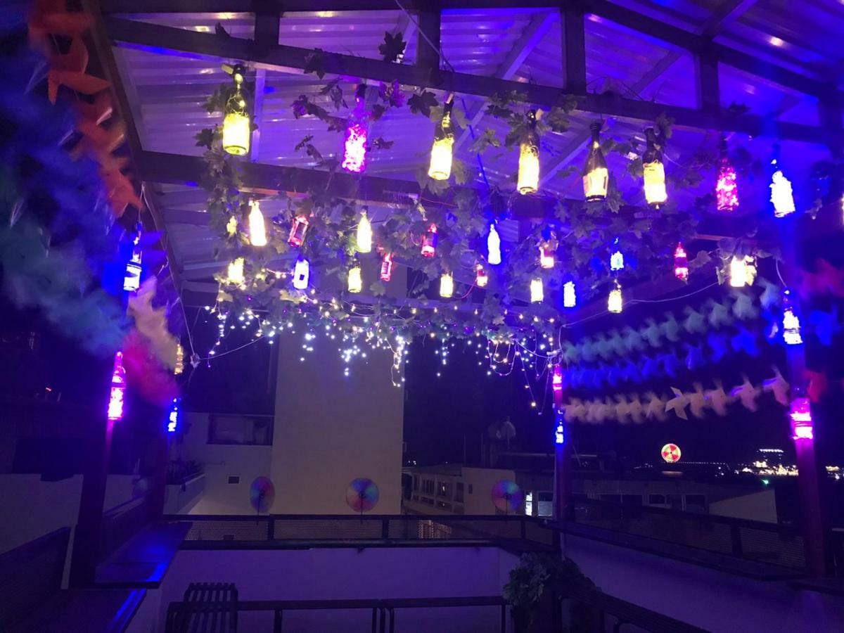 Ifriends Hostel Нячанг Екстер'єр фото